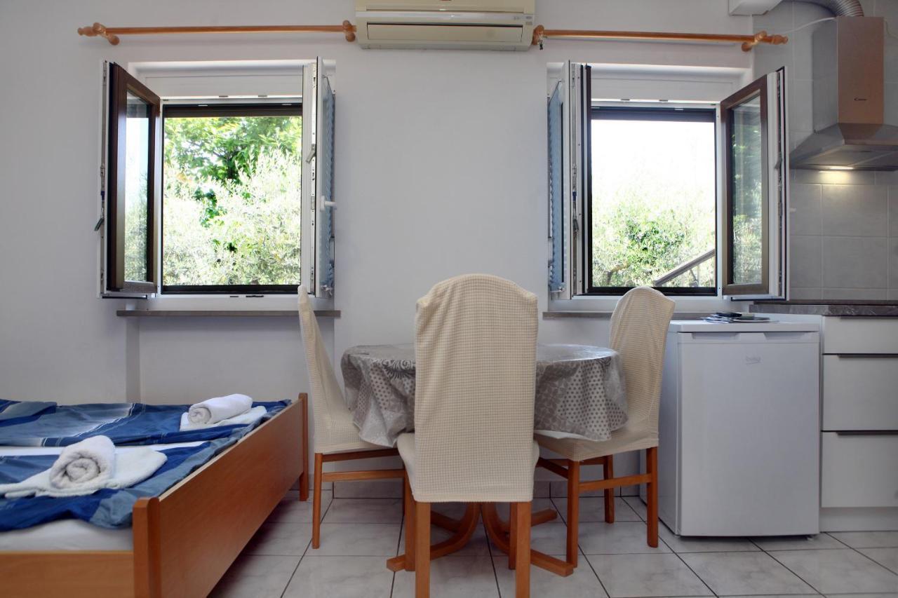 ❷⓿❷❸ Apartment Dolphin Ізола Екстер'єр фото