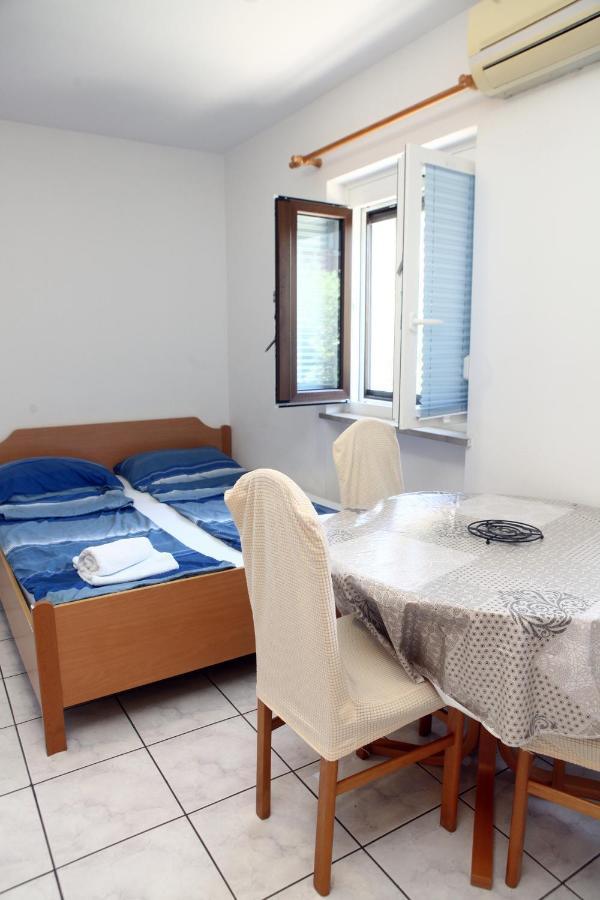 ❷⓿❷❸ Apartment Dolphin Ізола Екстер'єр фото